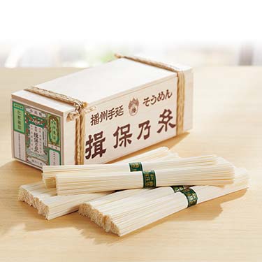 雑貨 オリジナルレザー財布 がま口財布 通信販売限定予約期間 11 10 水 まで 毎年大好評 ファンケルオリジナルレザーの春財布で福を招く 予約販売 ジャストフィットリング 通信販売限定 サイズ調節は自在 いろいろな指で楽しめる 期間限定 3way