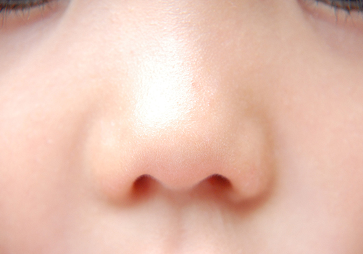 鼻の角栓 毛穴汚れ 黒ずみとさよなら いちご鼻 にならないクレンジングのコツ 無添加化粧品通販のファンケルオンライン