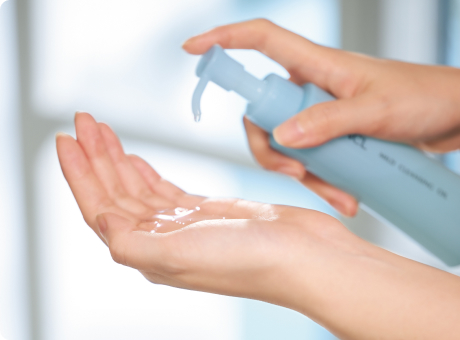 汚れを落としてうるおいは奪わないメカニズムとは