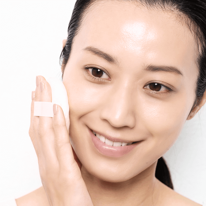 ④仕上げにフェイスパウダーをふんわりと