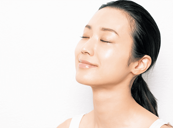 まずは自分の毛穴をチェック!大人の肌に現れる3つの毛穴タイプ