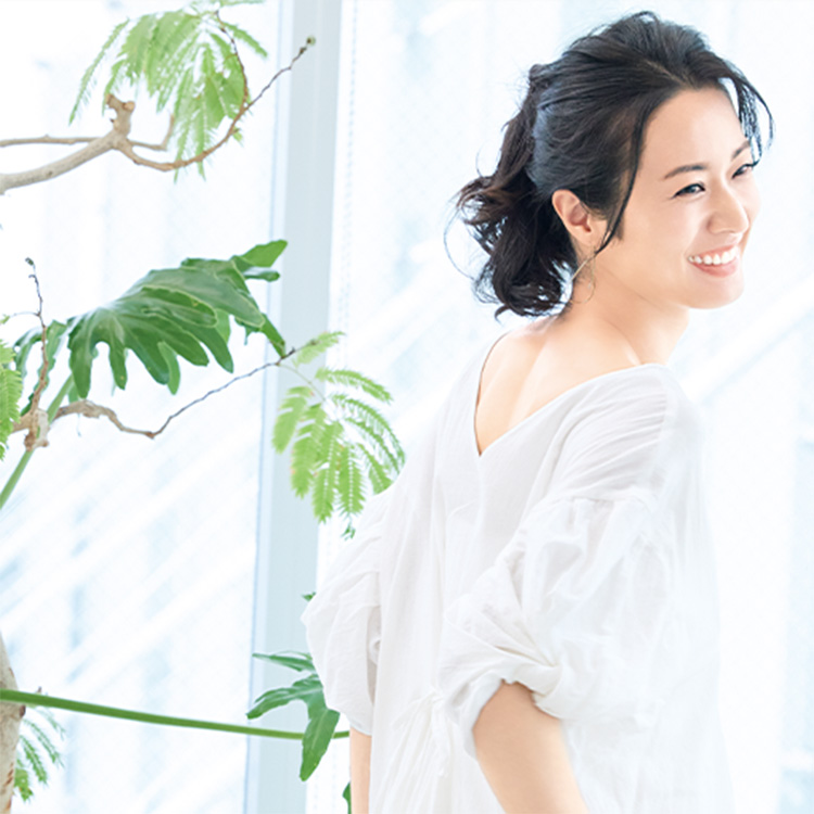 くすみを払って眩しいほどの“ときめき肌”に