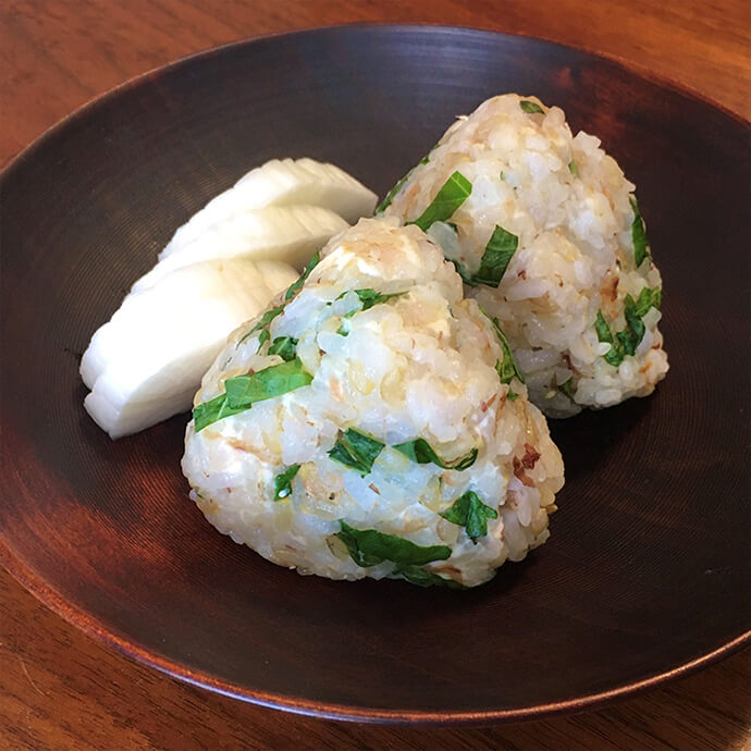 青じそクリームチーズおかかおにぎり