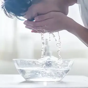 【ニキビと洗顔】できる男は洗顔と角栓ケアを同時進行？ 便利なメンズスキンケアを紹介